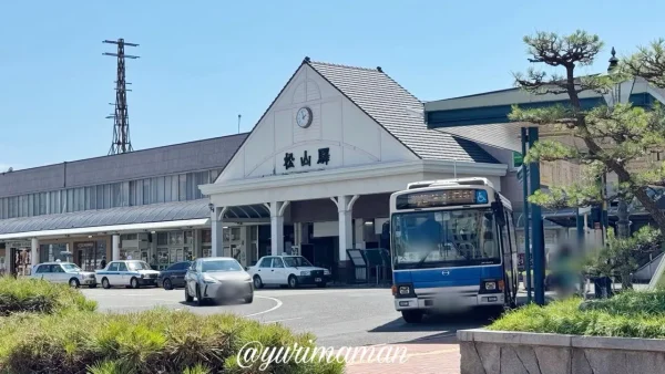 2025年8月時点で残るJR松山駅旧駅舎の外観写真