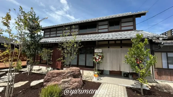 松山市北条にオープン｜古民家カフェ「感食堂」の外観