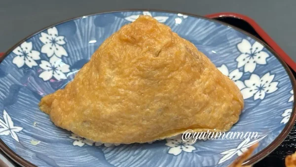 甘さ控えめのお揚げが美味しいいなり寿司｜讃岐うどん製麺 一宮店