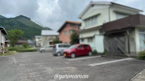 久万高原町に移転オープンしたタネマキ食堂の駐車場