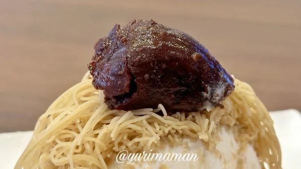 愛媛県産栗を使用した「道後モンブラン」の実食写真2
