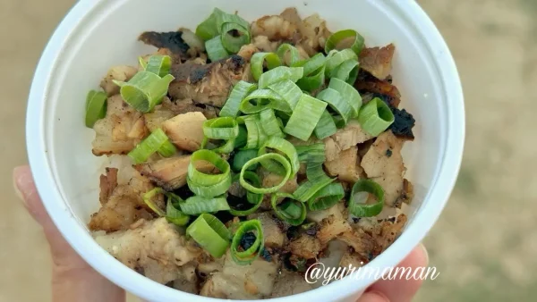 ちょいグルチケットでゲットしたけんさんとこ。の炭火焼チャーシュー丼