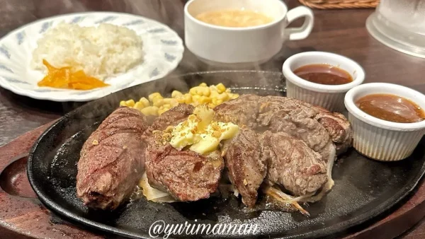 肉の日ランチで注文した牛2種食べ比べコンビ270g｜まつちかステーキ食堂1