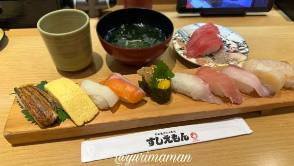 回転寿司すしえもん小栗店の月・水・木限定「ランチメニュー特選にぎり」セット2