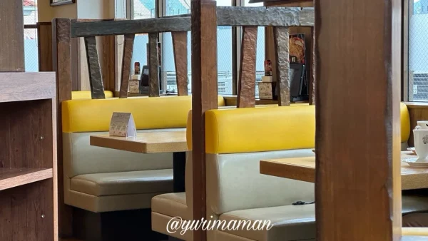 びっくりドンキー衣山店（松山市）の内観写真2