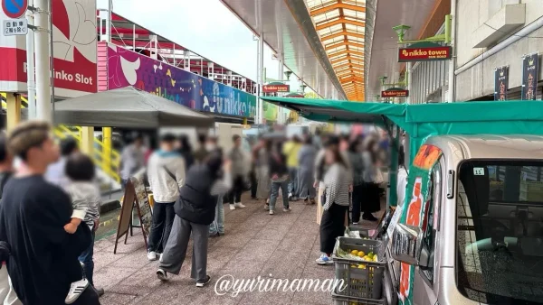 登道サンロード商店街のアーケード内 パンマルシェ風景2 - ゆりママんブログ 登道サンロード商店街のアーケード内 パンマルシェ風景2