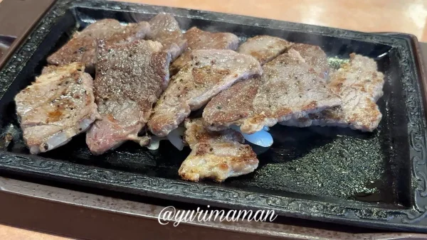 ステーキガスト松山三津店のやわらかカットステーキ(鉄板提供) - ゆりママんブログ ステーキガスト松山三津店のやわらかカットステーキ(鉄板提供)
