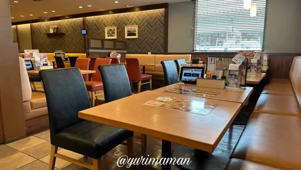 ステーキガスト松山三津店の内観 - ゆりママんブログ ステーキガスト松山三津店の内観