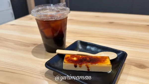 スシローのカタラーナとコーヒー