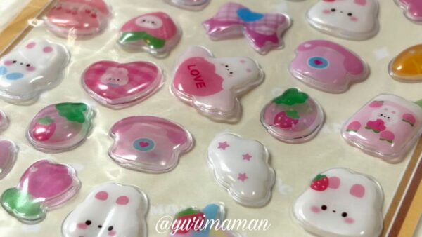 松山・道後商店街の絣屋で購入した立体タイプのボンボンドロップシール