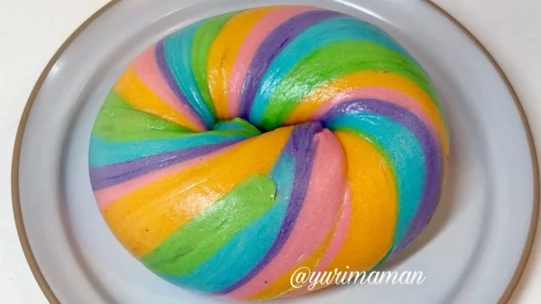 松山市古三津(三津浜エリア)にあるgurubeのカラフルなレインボーベーグル2 - ゆりママんブログ 松山市古三津(三津浜エリア)にあるgurubeのカラフルなレインボーベーグル2