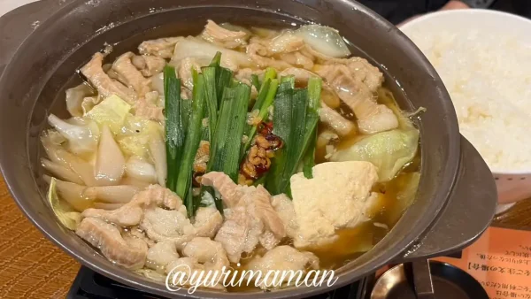 ガストのやまやフェアで提供されている博多もつ鍋(あごだし醤油)1 - ゆりママんブログ ガストのやまやフェアで提供されている博多もつ鍋(あごだし醤油)1