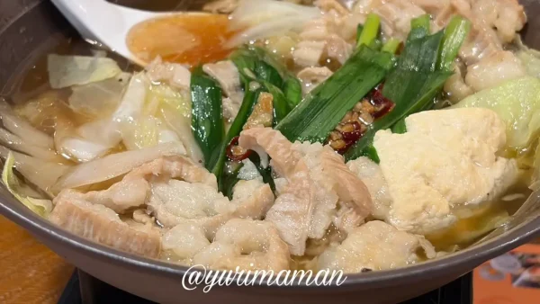 ガストのやまやフェアで提供されている博多もつ鍋(あごだし醤油)2 - ゆりママんブログ ガストのやまやフェアで提供されている博多もつ鍋(あごだし醤油)2