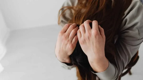 苦悩のイメージ画像