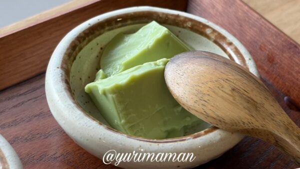 トワニーごはん&カリッジュのピスタチオプリン 食後に楽しめるデザート