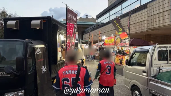 愛媛オレンジバイキングス試合当日の会場入口のイベント雰囲気2