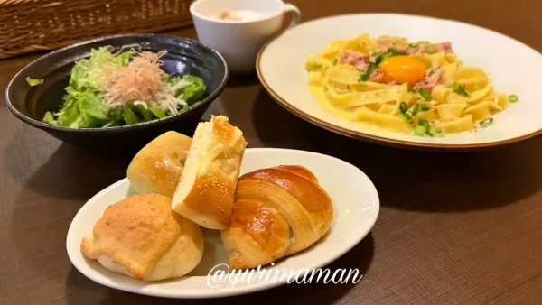鎌倉パスタの平日限定生パスタランチとパン食べ放題のセット1