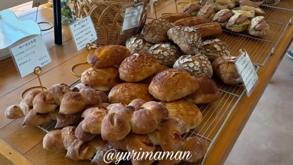 パン屋晴れの日のパンの種類（砥部町）3