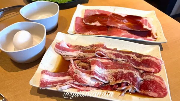 焼肉きんぐの炙りすき焼カルビ(卵につけて食べる五大名物) - ゆりママんブログ 焼肉きんぐの炙りすき焼カルビ(卵につけて食べる五大名物)