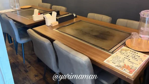 びっくり焼亭 伊予本店の鉄板付きテーブル席 - ゆりママんブログ びっくり焼亭 伊予本店の鉄板付きテーブル席
