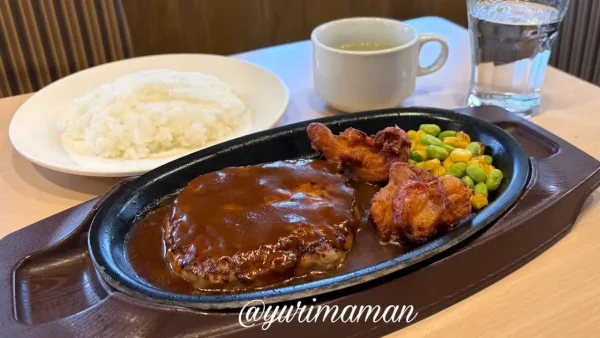 ガスト平日限定ランチのハンバーグと若鶏の唐揚げセット2 - ゆりママんブログ ガスト平日限定ランチのハンバーグと若鶏の唐揚げセット2