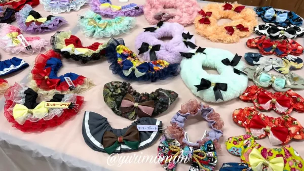 譲渡会会場に並ぶ猫モチーフのハンドメイド雑貨ブース2 - ゆりママんブログ 譲渡会会場に並ぶ猫モチーフのハンドメイド雑貨ブース2