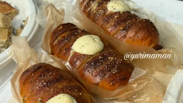 パングランプリ愛媛2026 チーズ部門準グランプリ エヌズキッチンアンドラボ マヌルチーズ塩パン2