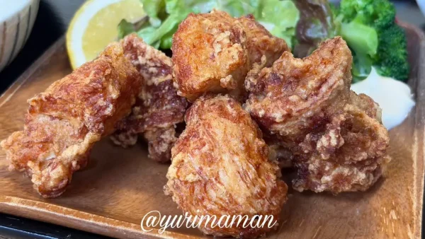 鶏屋秀伝の金賞秀伝からあげ定食（メインのからあげ）