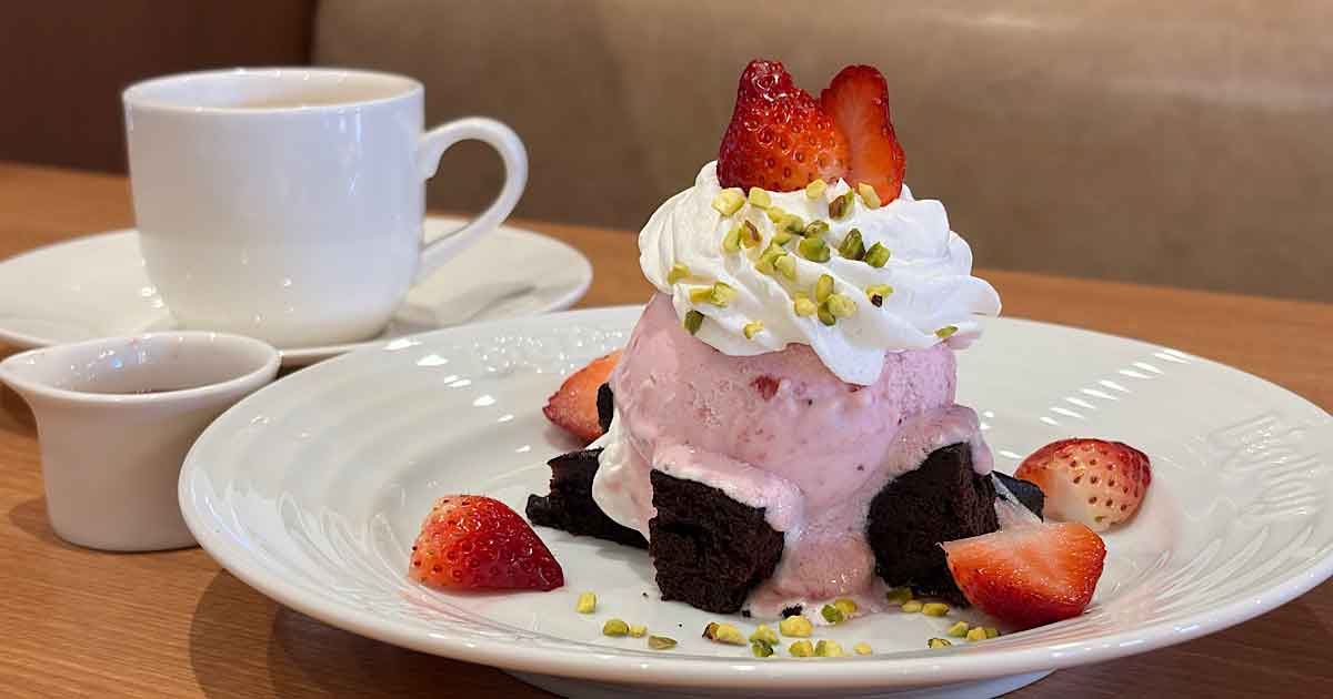 ビッグボーイの期間限定ストロベリーデザート｜サムネイル画像