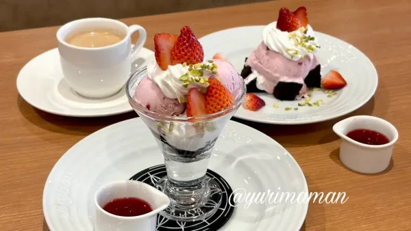 ビッグボーイの期間限定ストロベリーデザート