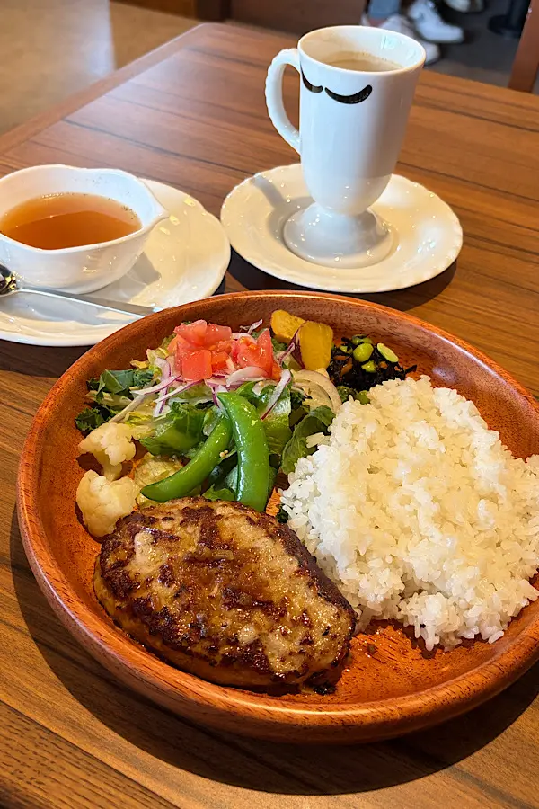 びっくりドンキー伊予松前店のいろどりセット ハンバーグと野菜のプレート - ゆりママんブログ びっくりドンキー伊予松前店のいろどりセット ハンバーグと野菜のプレート