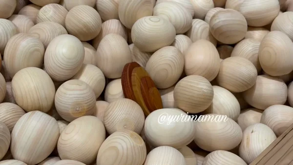 しまなみ木のおもちゃ美術館 木のボールプール2