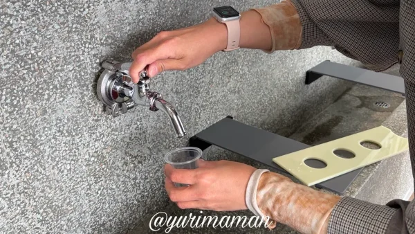 蛇口からみかんジュースが出る体験コーナー 松山3