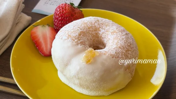 ミサキドーナツ人気No.1レモンクリームチーズ（西条市いとまちマルシェ）