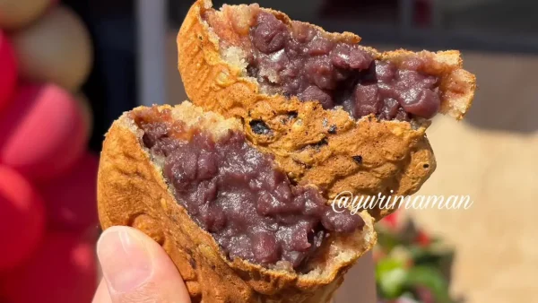 壬生川たい焼き粒あんたい焼きの断面