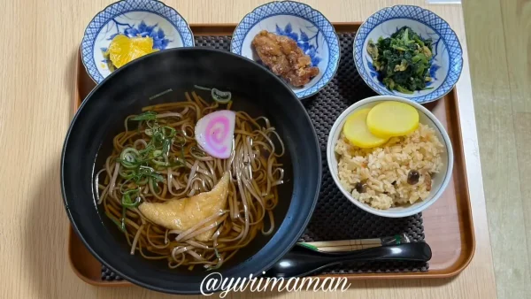 西条市 丸福食堂 日替わり定食B そばと炊き込みご飯1