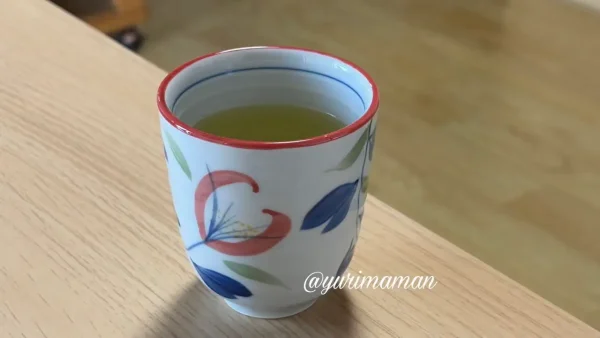 西条市 丸福食堂 食後のお茶