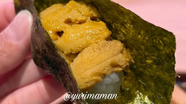 夢の五貫王のウニ寿司｜海苔で包んで食べる贅沢ネタ