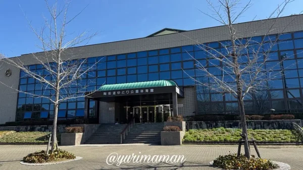 陶街道ゆとり公園体育館前のネモフィラ畑の開花状況1 - ゆりママんブログ 陶街道ゆとり公園体育館前のネモフィラ畑の開花状況1