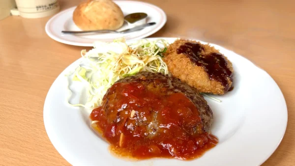 ジョイフル日替わりランチ全体 ハンバーグ コロッケ パン - ゆりママんブログ ジョイフル日替わりランチ全体 ハンバーグ コロッケ パン