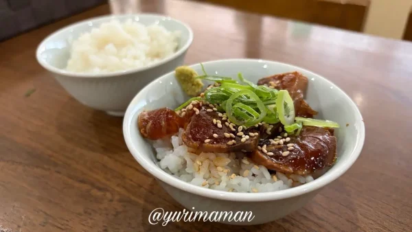 楓家ランチは白米または日替りミニ丼から選べる