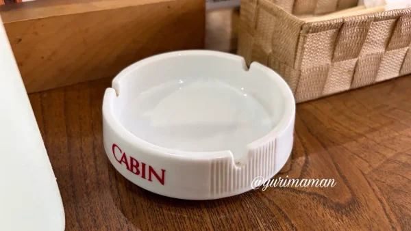 松山市三番町 楓家はタバコ・喫煙可（灰皿あり）