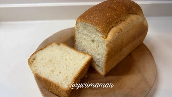 ナッツベーカリー 食パン 国産小麦 低温熟成