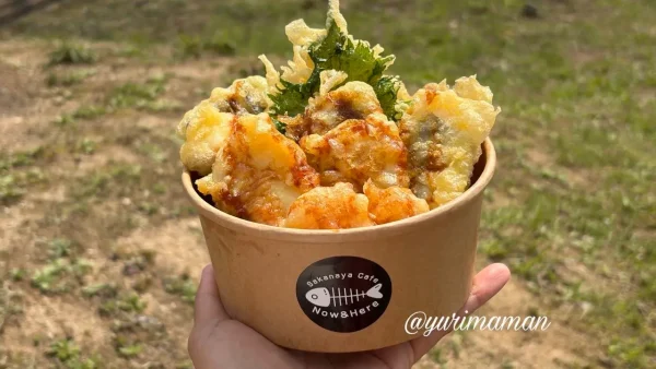 海鮮天丼 キッチンカー 愛媛 SakanayaCafe Now & Here1 - ゆりママんブログ 海鮮天丼 キッチンカー 愛媛 SakanayaCafe Now & Here1
