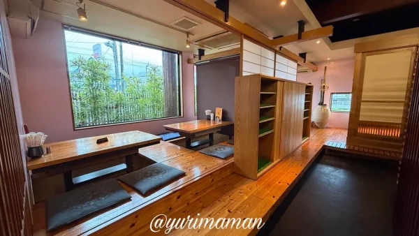 ミートキッチン凪 掘りごたつ席 店内の様子 四国中央市 ゆったり座れる空間