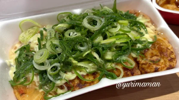 笑たこ 塩ネギマヨ たっぷりネギのさっぱりたこ焼き