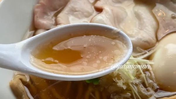 だし川うま吉の醤油スープ