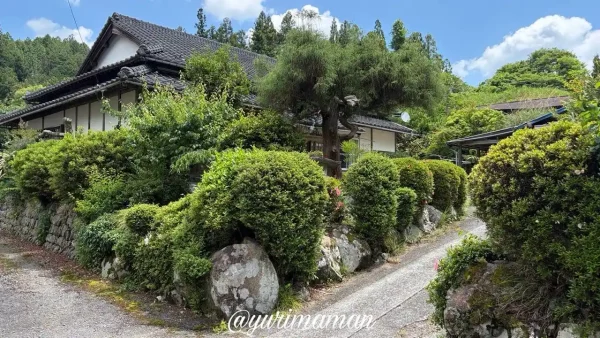 久万高原町のパン屋 時あそびうずの古民家外観 - ゆりママんブログ 久万高原町のパン屋 時あそびうずの古民家外観