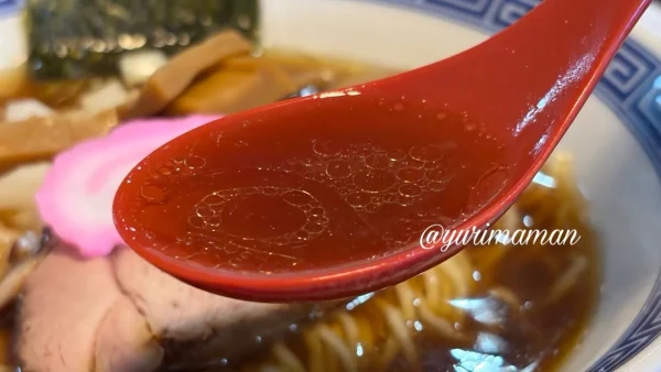 追い煮干し中華そばの煮干し醤油スープ