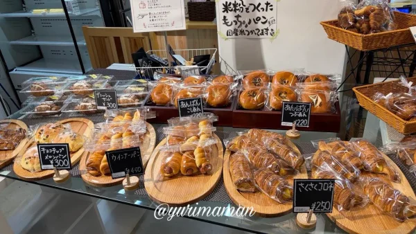 うぶすなで販売する米粉パンのラインナップ